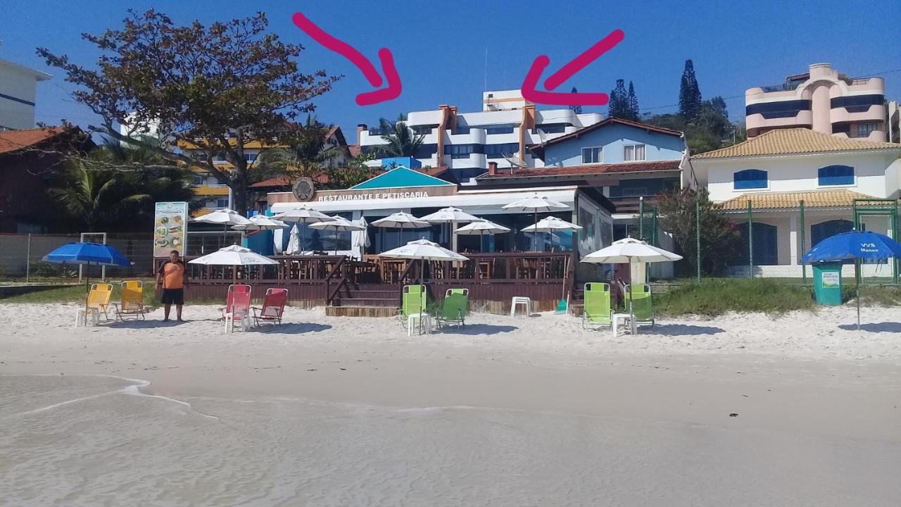 Apartamento de 2 domitórios e 1 garagem no centro de Bombinhas 50 metros da praia na Avenida principal próximo ao shopping Punta Blu Exterior foto